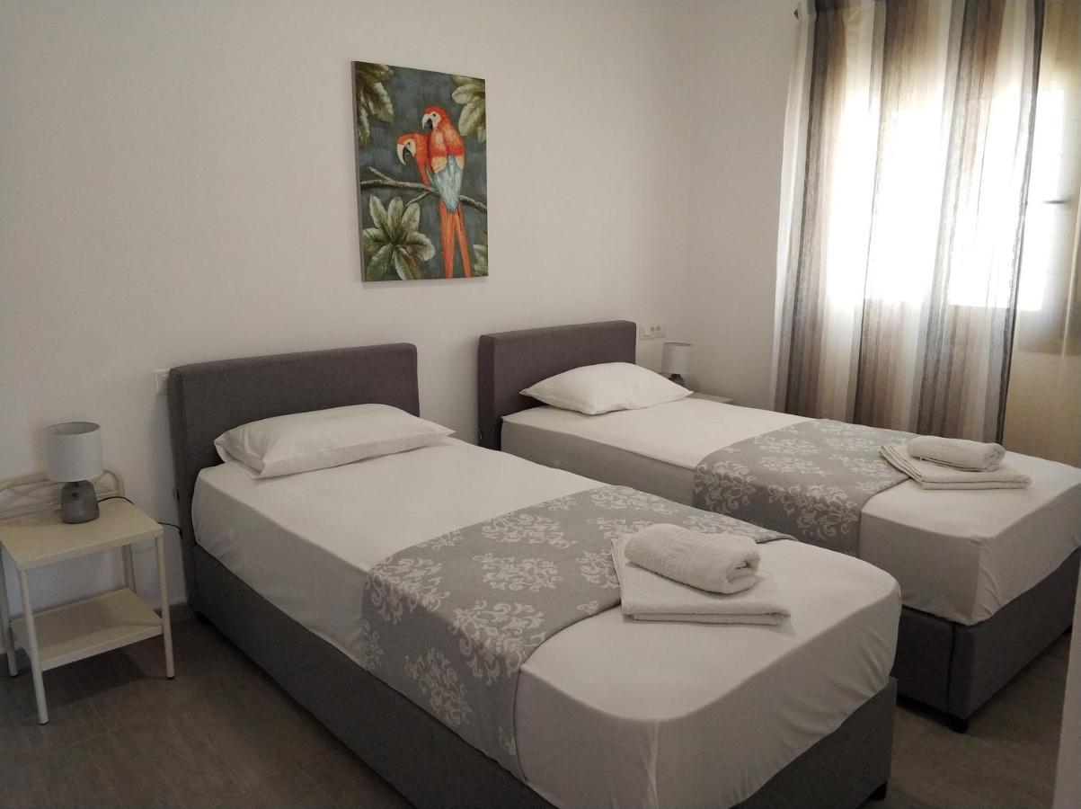 Psaromoura Apartment Agia Pelagia Exteriör bild
